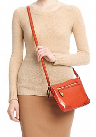 Coach-Poppy-east-west-patent-leather-swingpack-over-shoulder-CoachHandbags.ca_